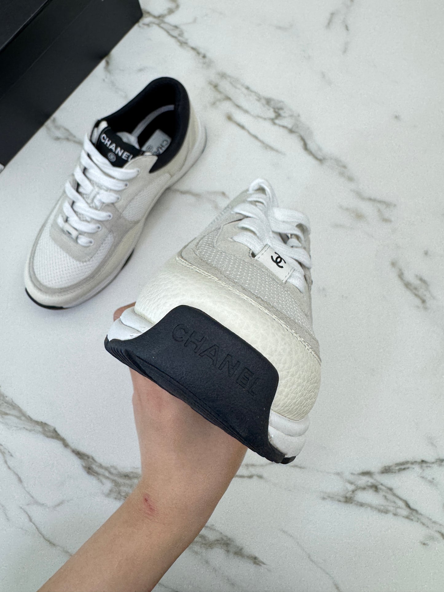 CHANEL 熊貓運動鞋