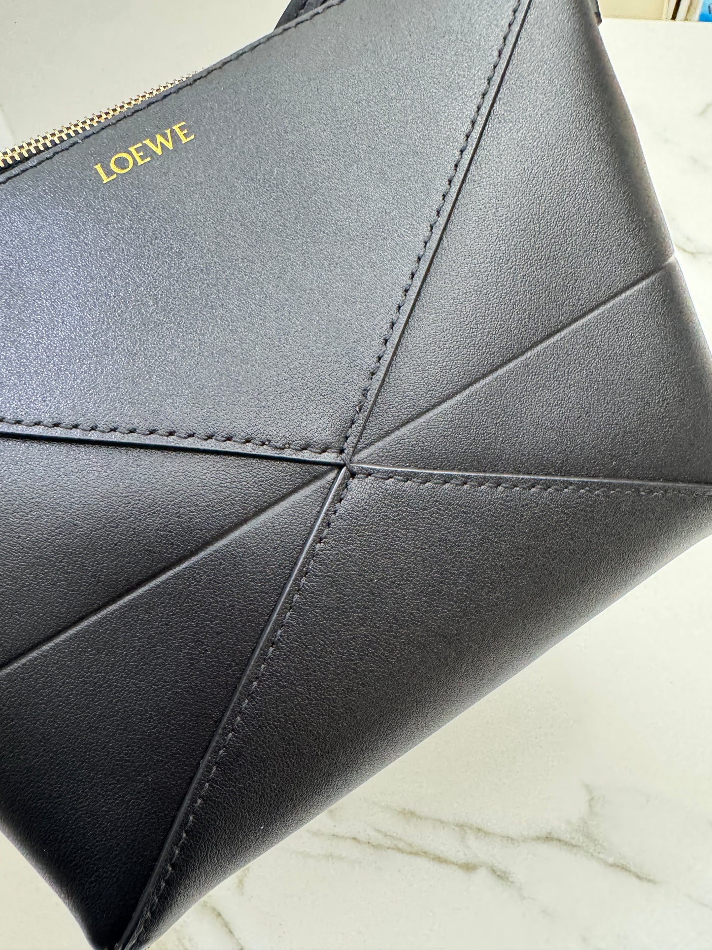 LOEWE Puzzle Fold Pouch Black