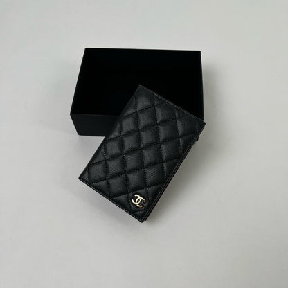 CHANEL Passport Holder 黑色牛皮 金扣/銀扣