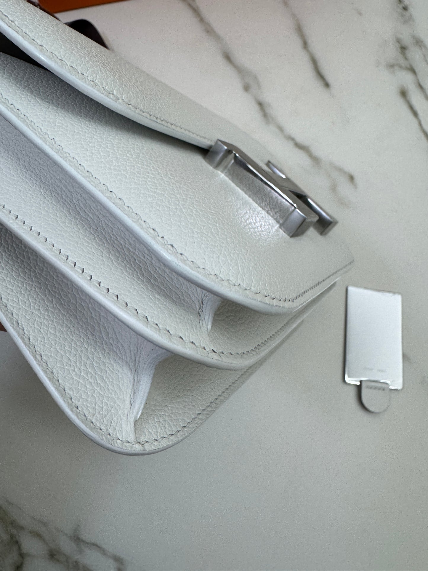 HERMES Mini Constance 新白色 銀扣 Evercolor 0U New White PHW