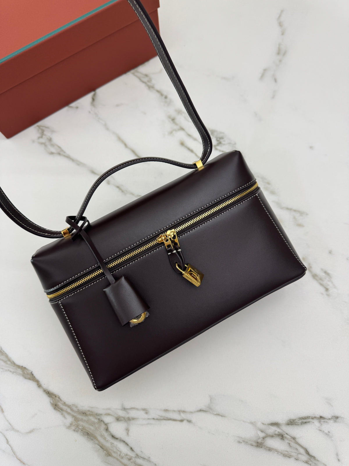 LORO PIANA Extra Bag 27 Dark Chocolate