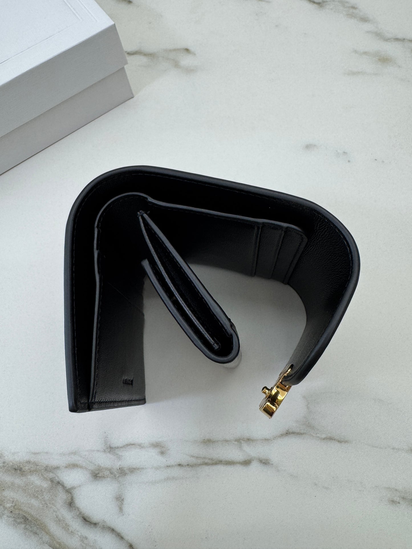 CELINE Wallet 凱旋門金扣Box皮