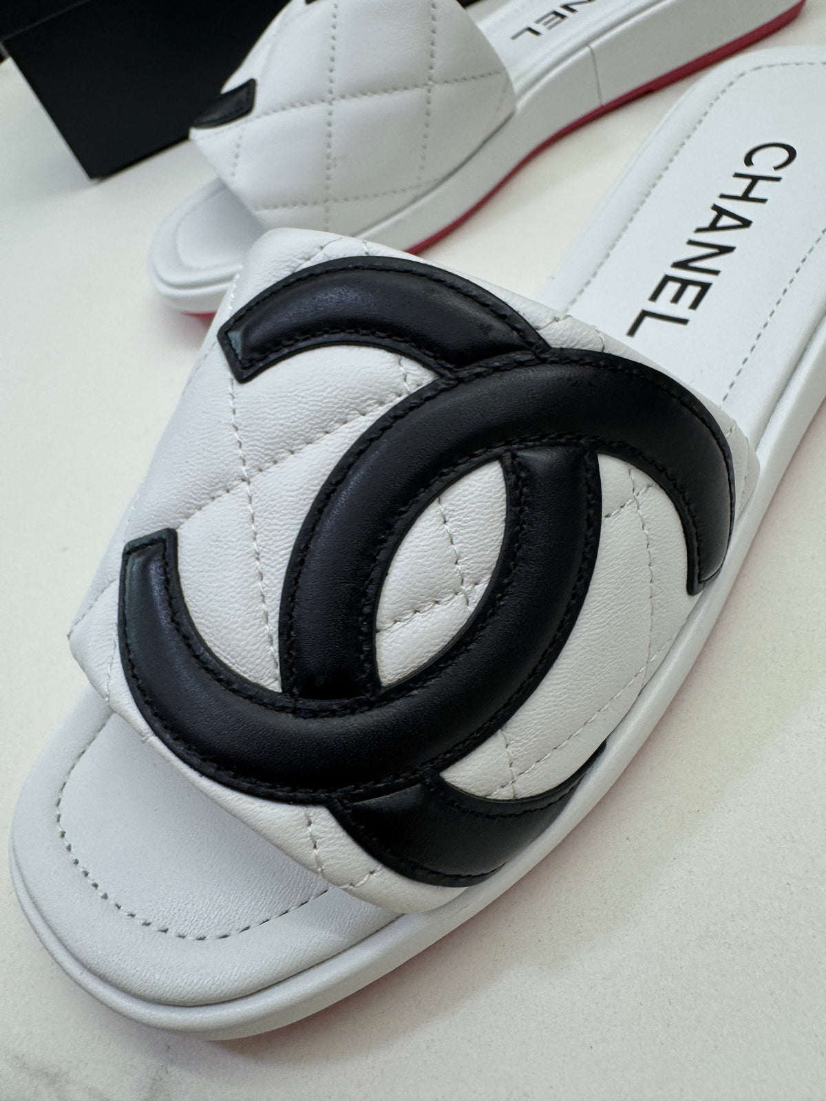 CHANEL 中古康鵬拖鞋