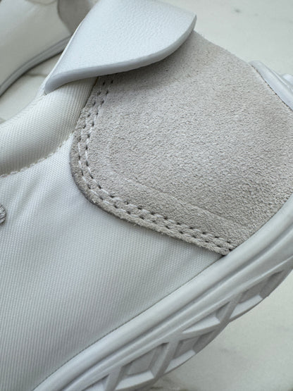 RV Vic Low Sneakers White