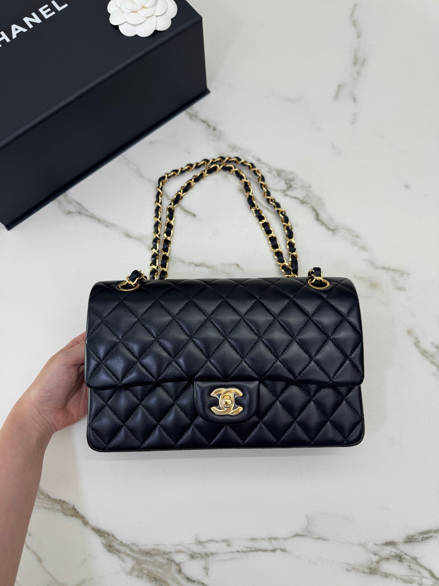 CHANEL CF25 Medium 黑金羊