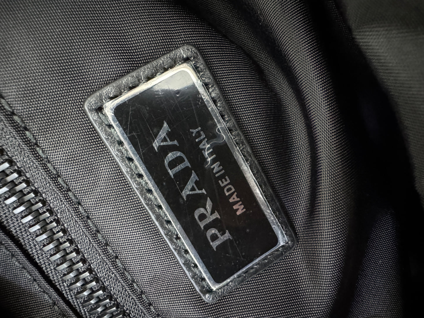 PRADA Explore 男裝 Re-nylon