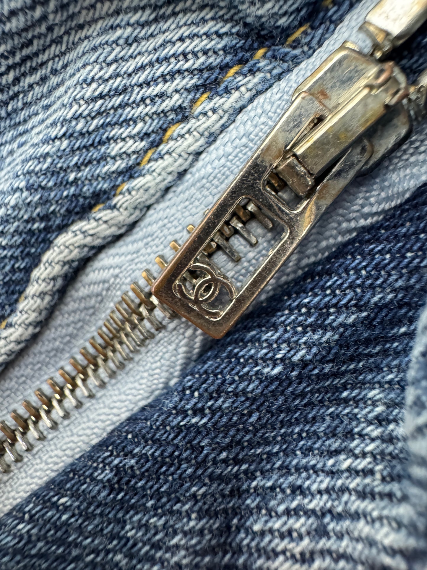 CHANEL 25M Coco Beach 牛仔短褲