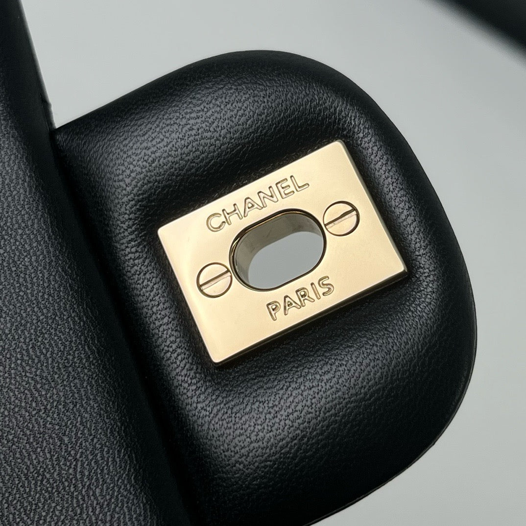 CHANEL CF17 方胖子 黑金羊皮 mini square