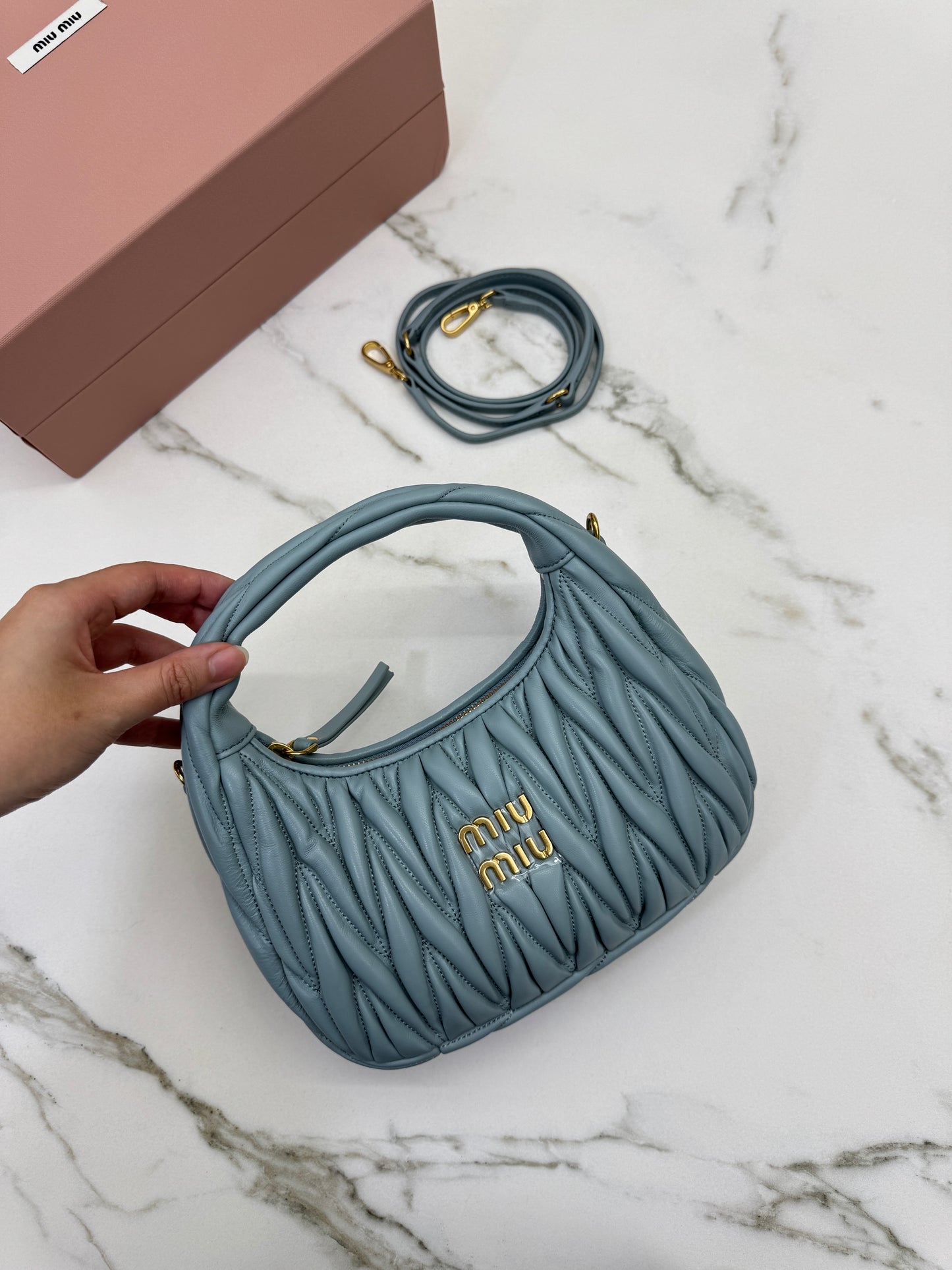 MIU MIU Wander Small 湖水藍