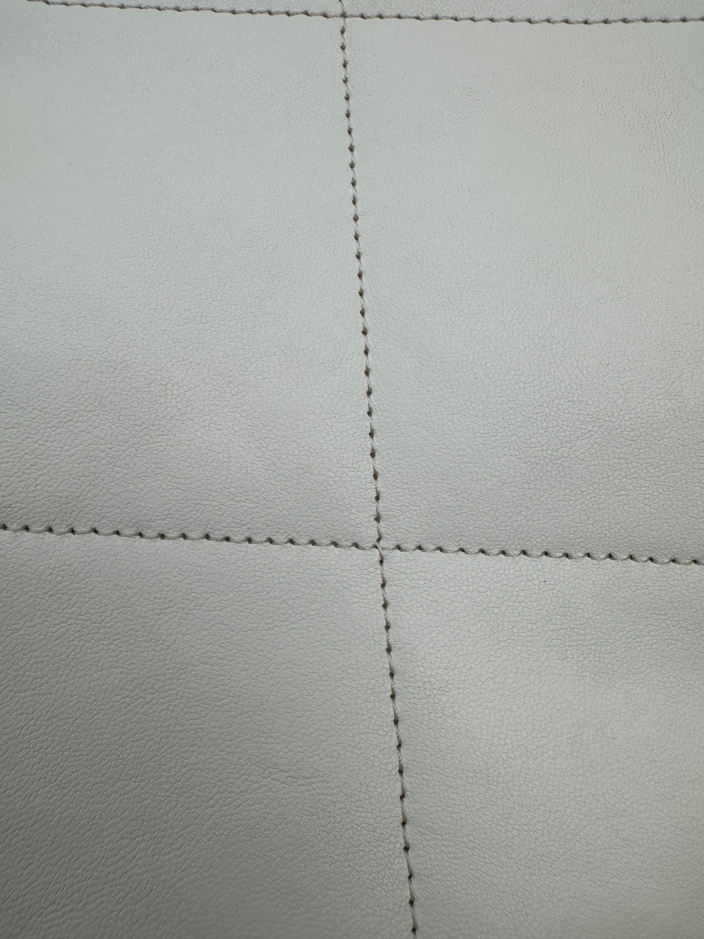 CHANEL 24M Coco Beach 草編沙灘包 Large