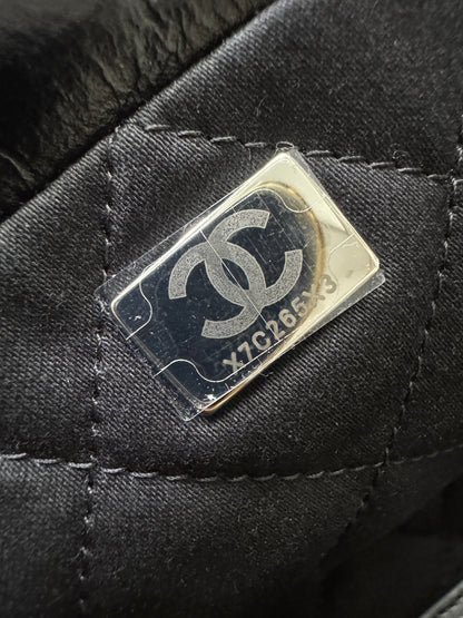 CHANEL 22 Bag Large So Black
