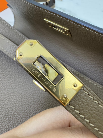 HERMES Kelly Danse 馬爾法米金扣 Evercolor 8Q GHW