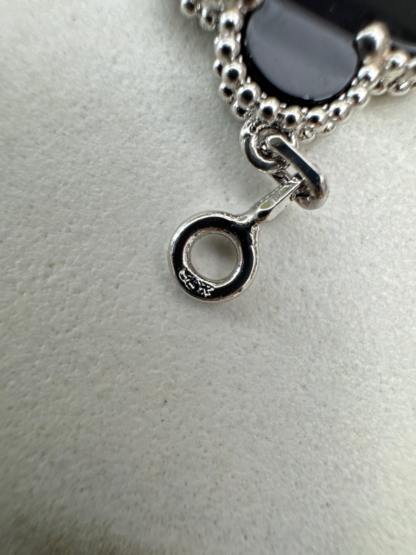 VCA Vintage Alhambra Bracelet 熊貓五花