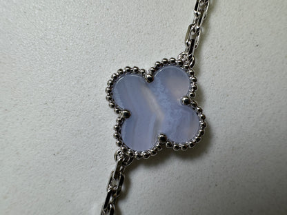 VCA Vintage Alhambra 五花藍玉髓手鏈