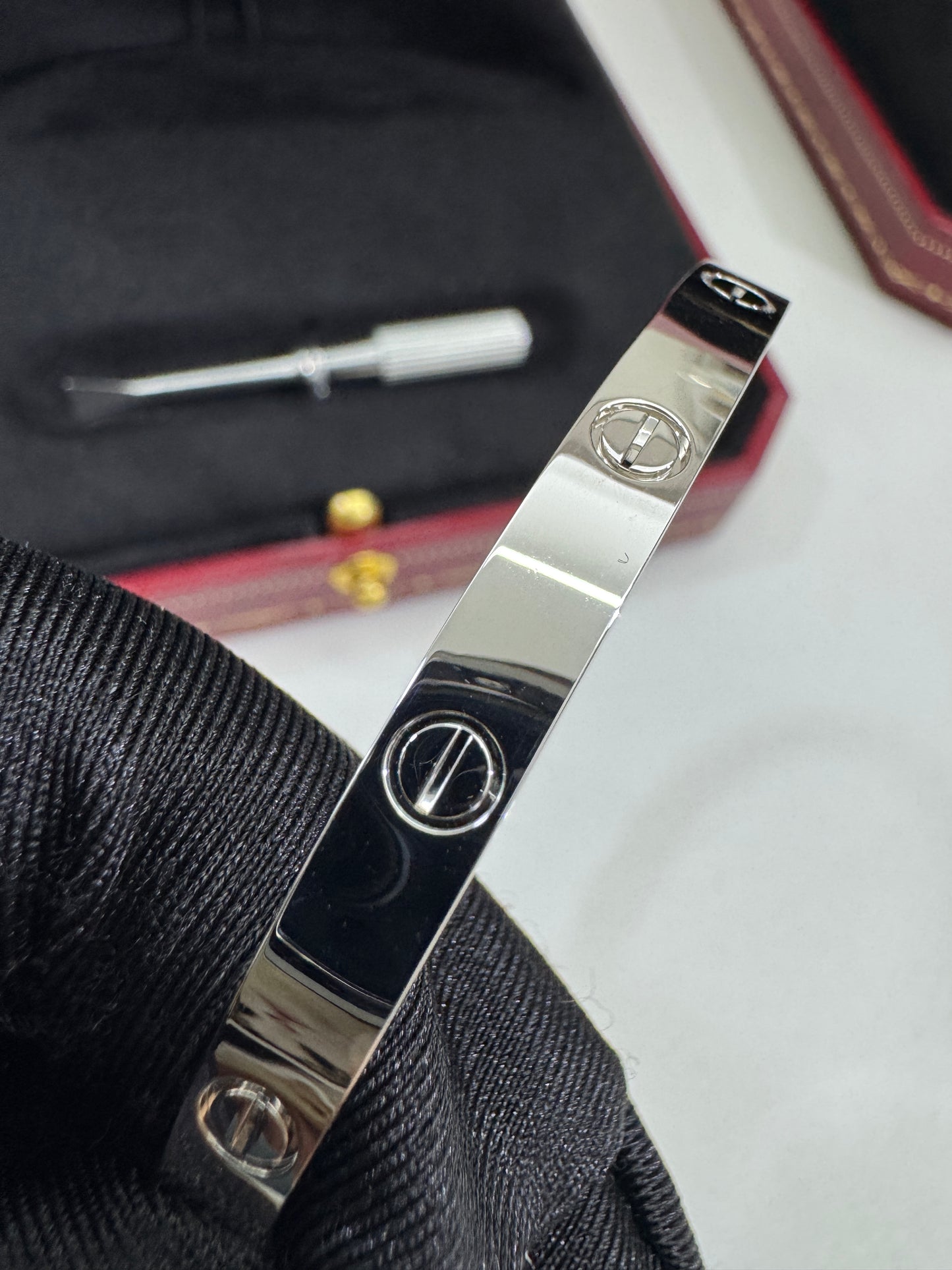 CARTIER Love Bracelet Medium