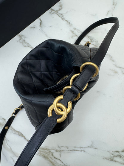 CHANEL 25S 兩用Hobo雙肩包 Medium