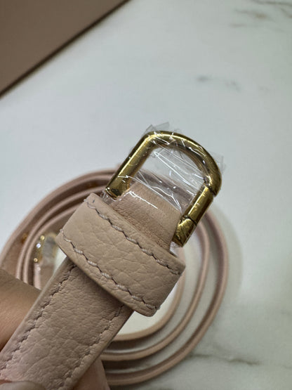 LORO PIANA Extra Pocket 19 奶油蜂蜜色 Creamed Honey