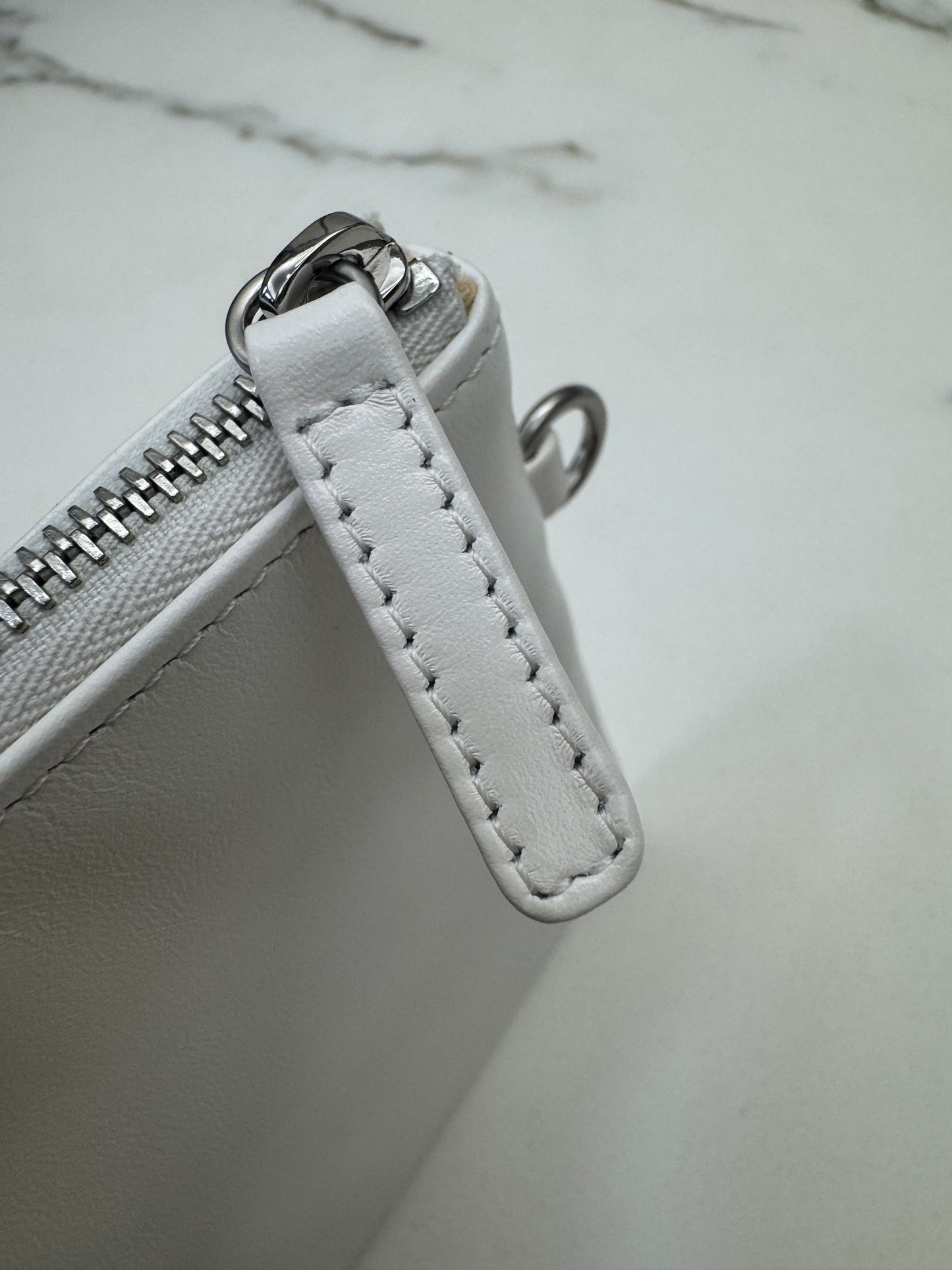 CHANEL 22Bag Small 白銀