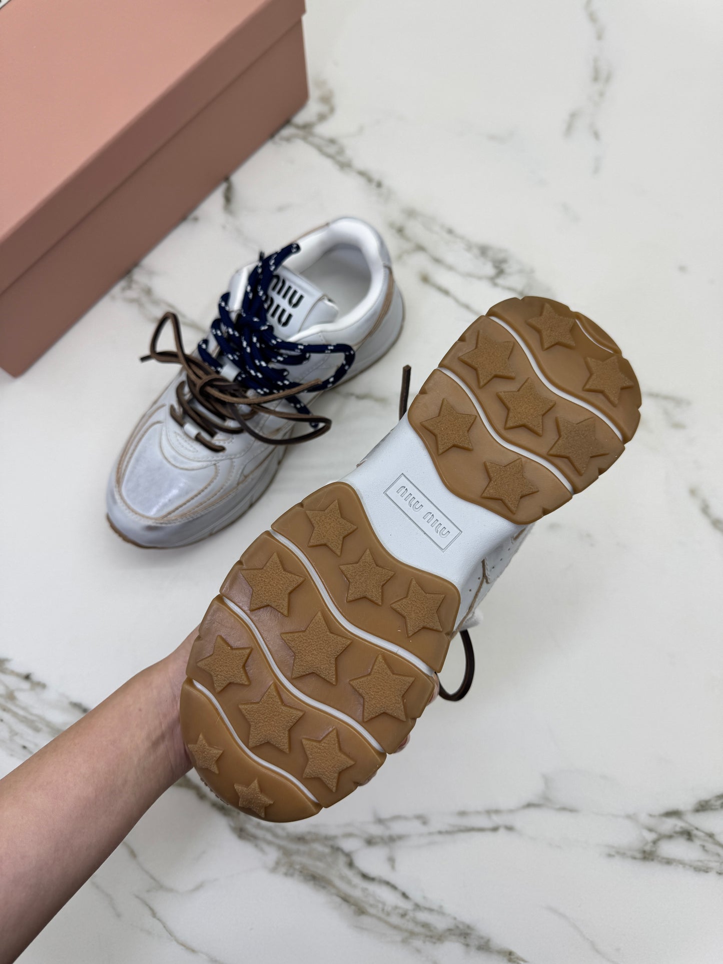 MIU MIU X NB 25年版 做舊老爹鞋￼