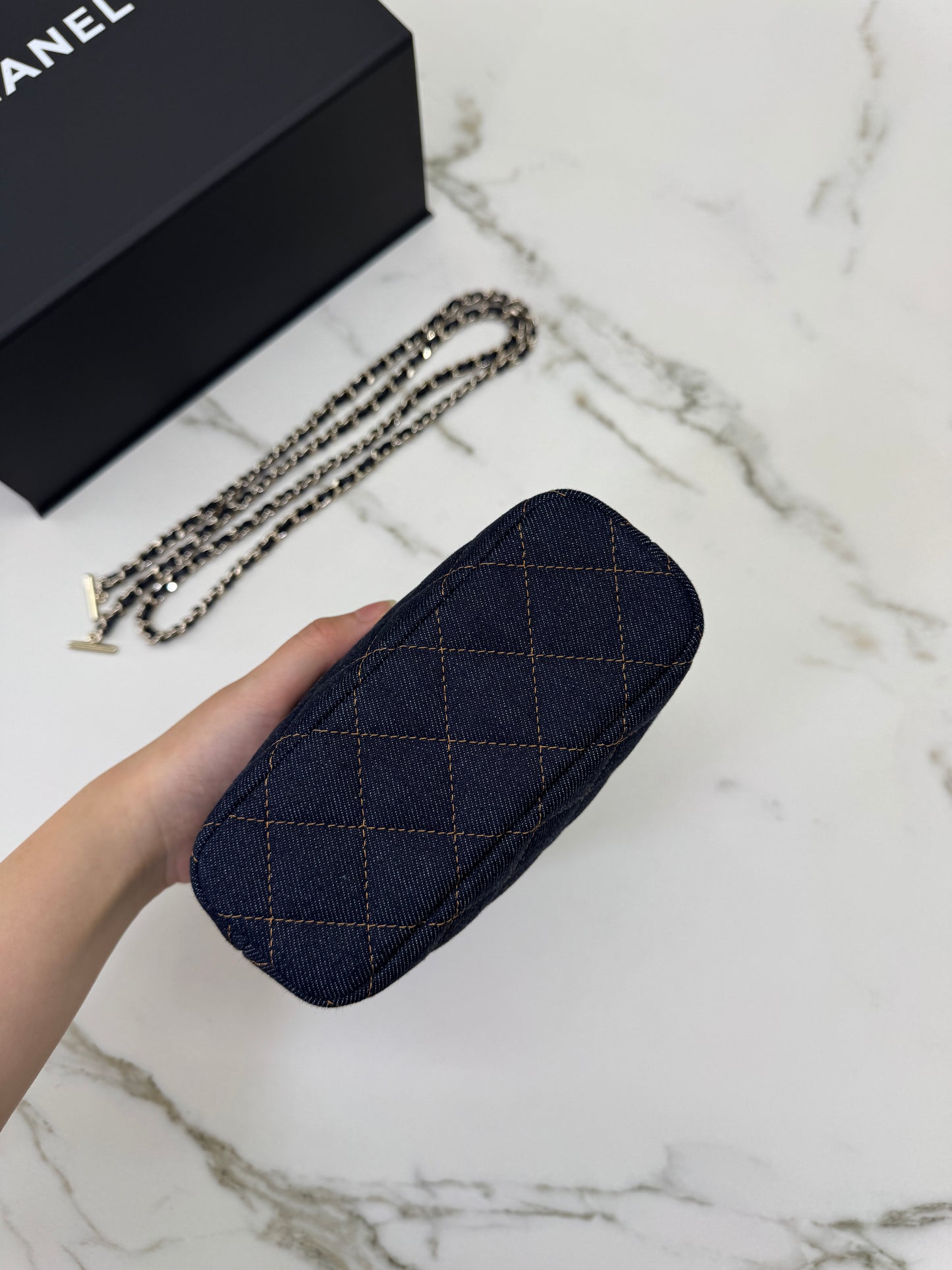 CHANEL 26P牛仔飯盒包