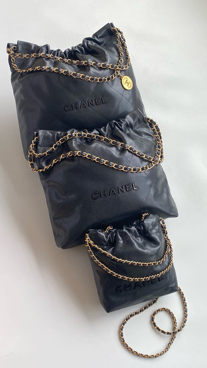 CHANEL Mini 22 Bag 荔枝牛皮
