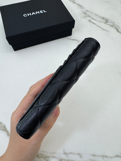 CHANEL 雕刻扣L型拉鏈小錢包