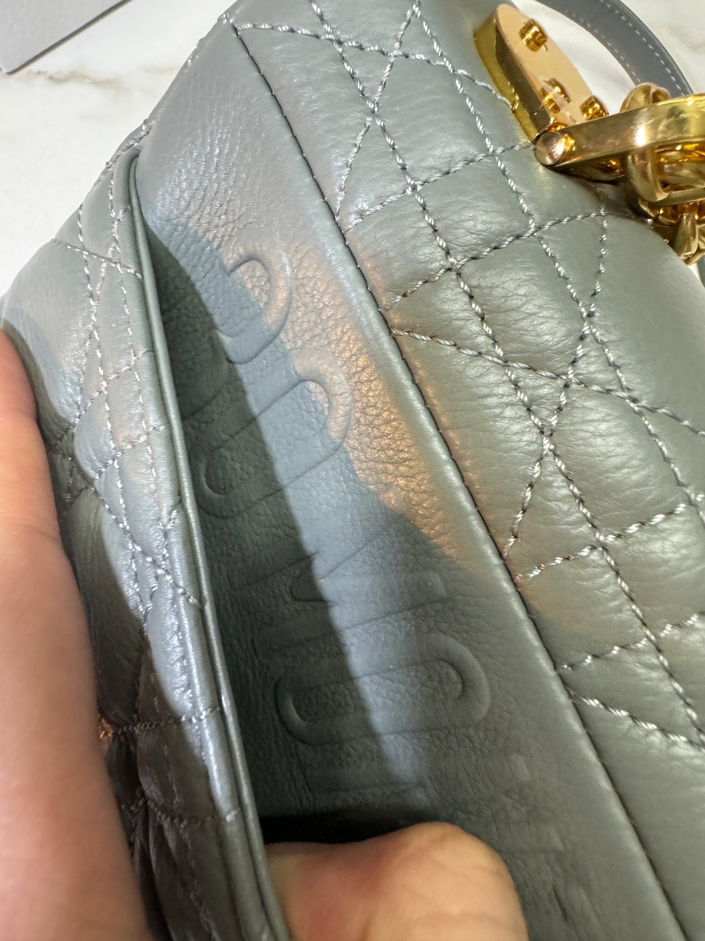 DIOR Caro 石灰色 小號
