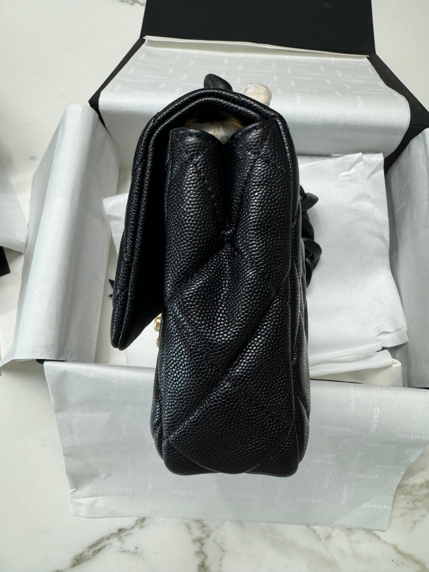 CHANEL 24P粗皮鏈hobo Jennie同款