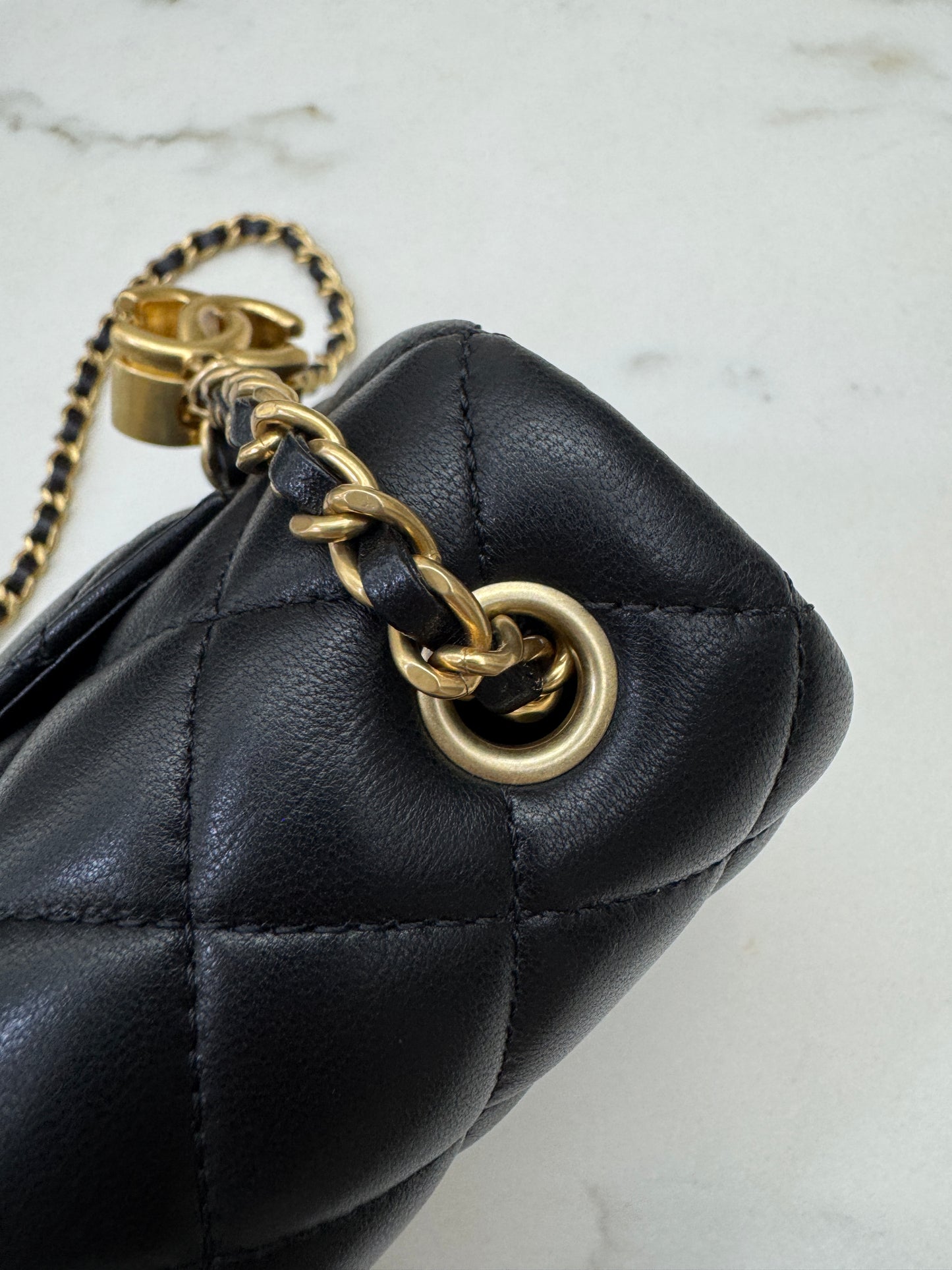 CHANEL 25B調節扣 Mini CF20 羊皮