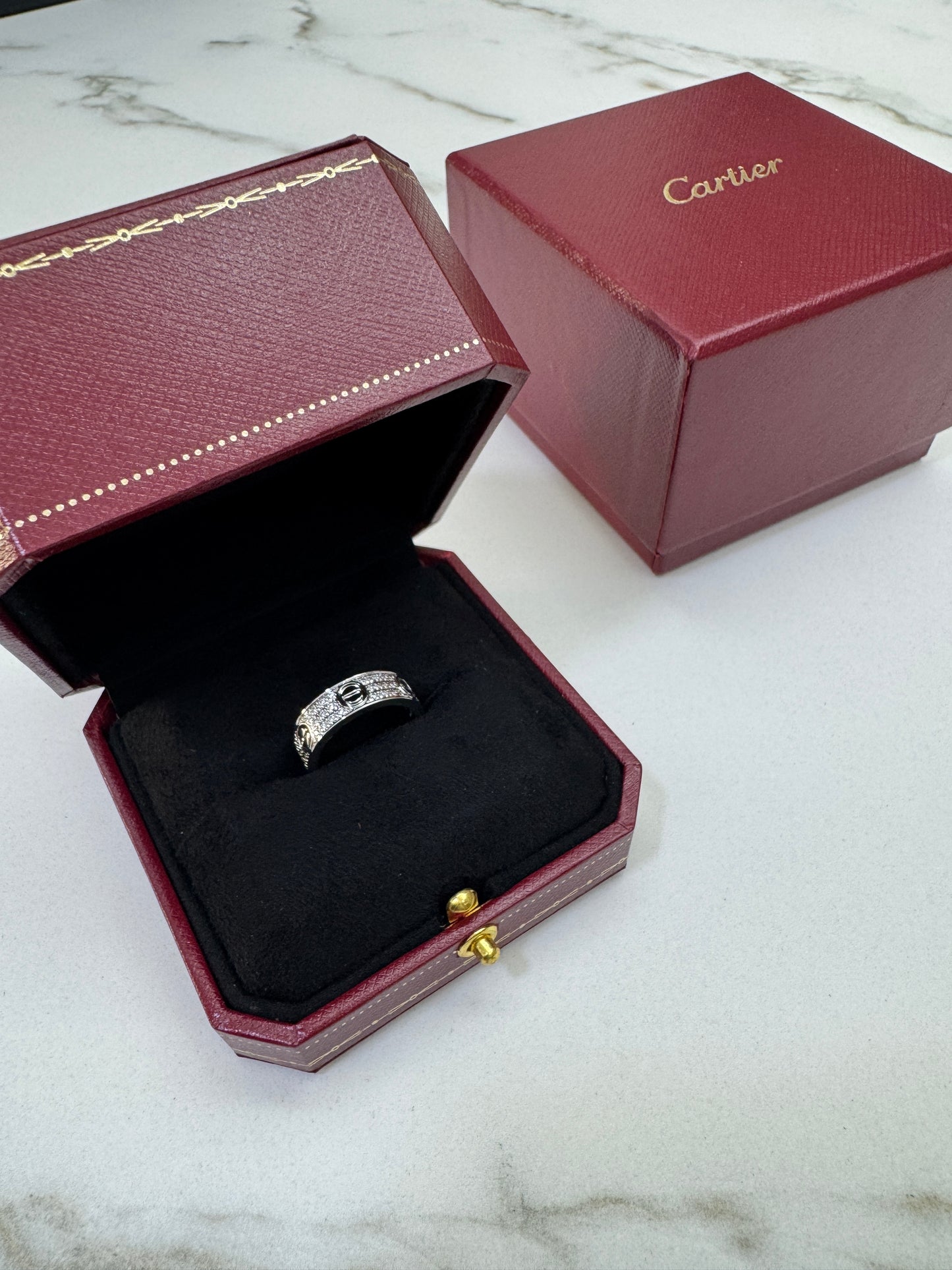 CARTIER Love Ring 滿天星
