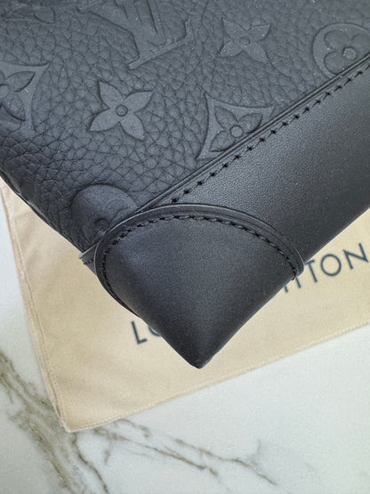 LV Steamer PM Ultra Black