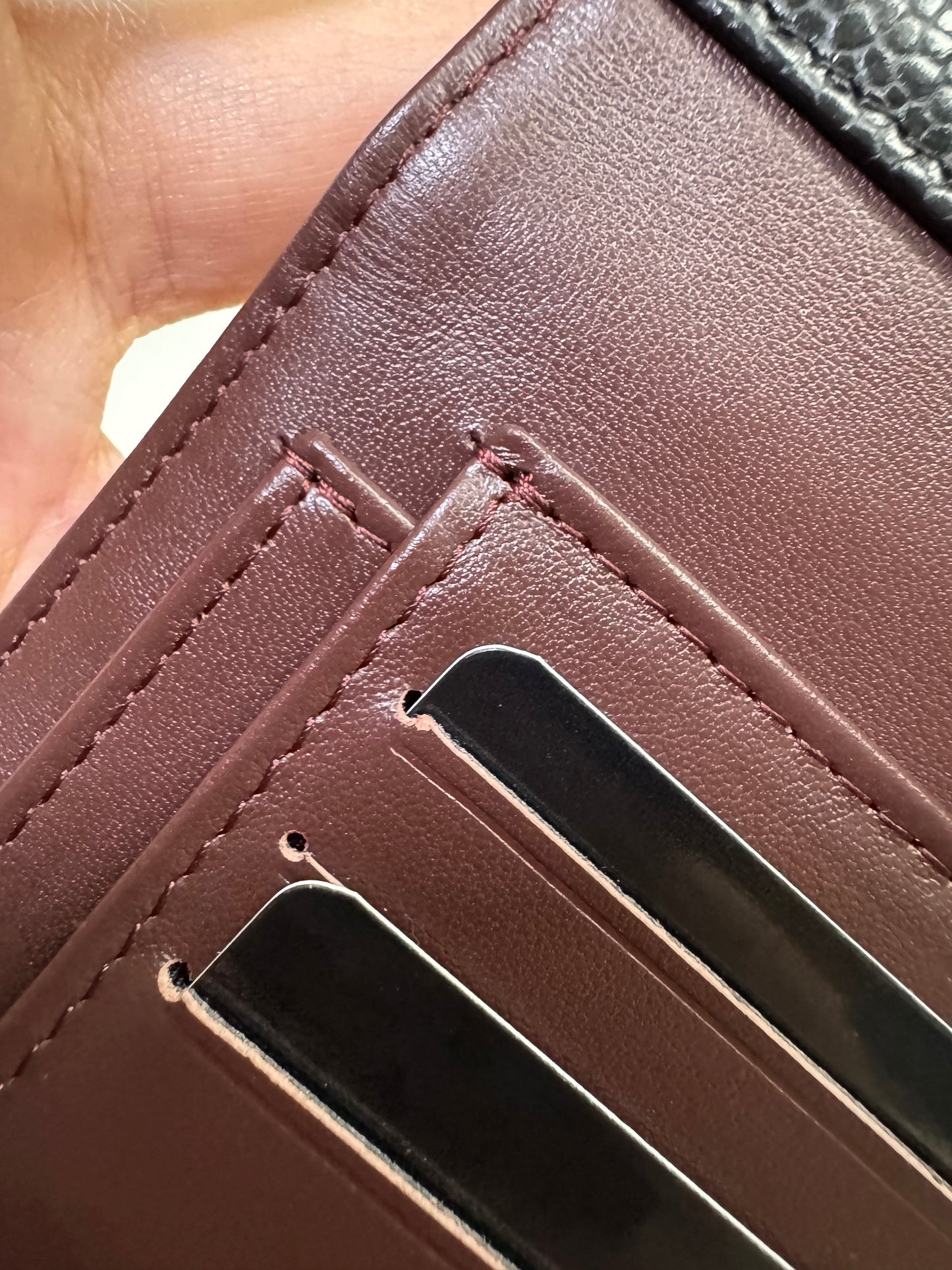 CHANEL CF三摺錢包 黑金牛