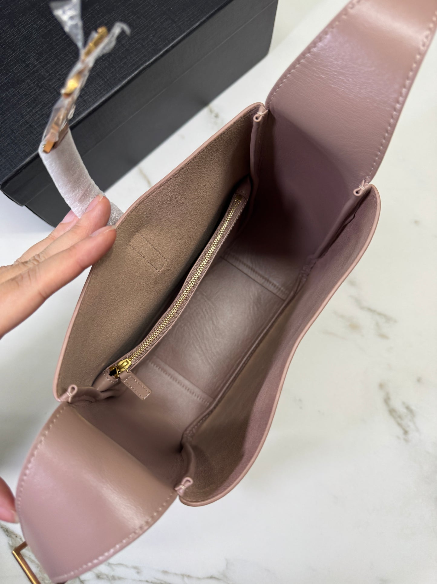 YSL LE 5 A7 Hobo 奶茶色 Small