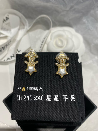 CHANEL 耳夾款