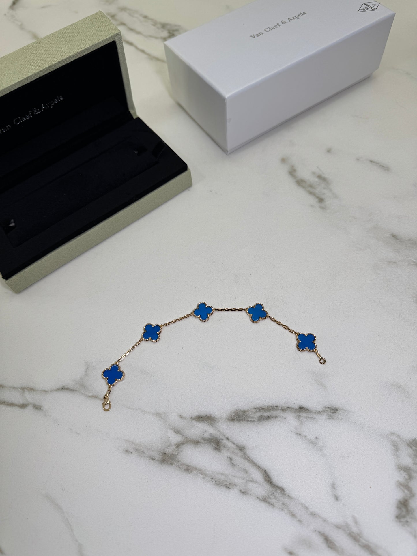 VCA Vintage Alhambra Bracelet 五花藍玉髓