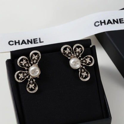 CHANEL 耳夾款