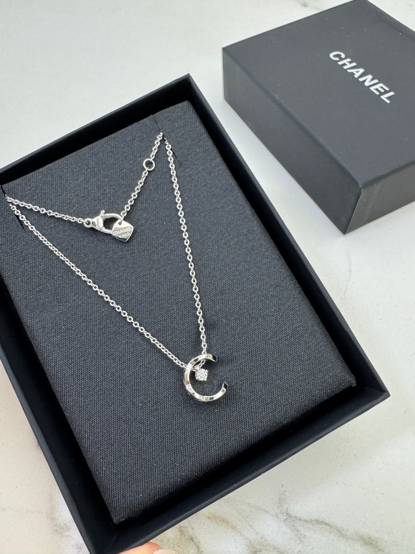 CHANEL Coco Crush 白金色 月亮項鏈