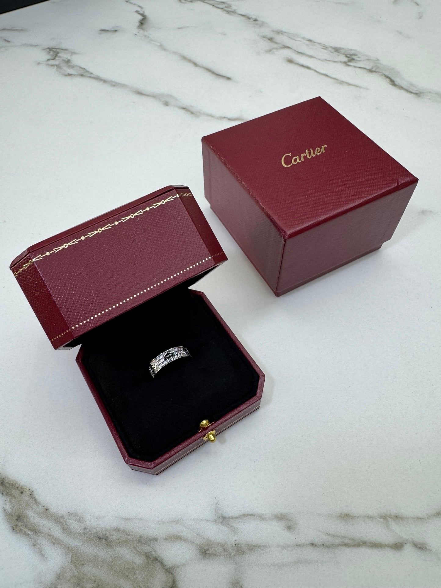CARTIER Love Ring 滿天星