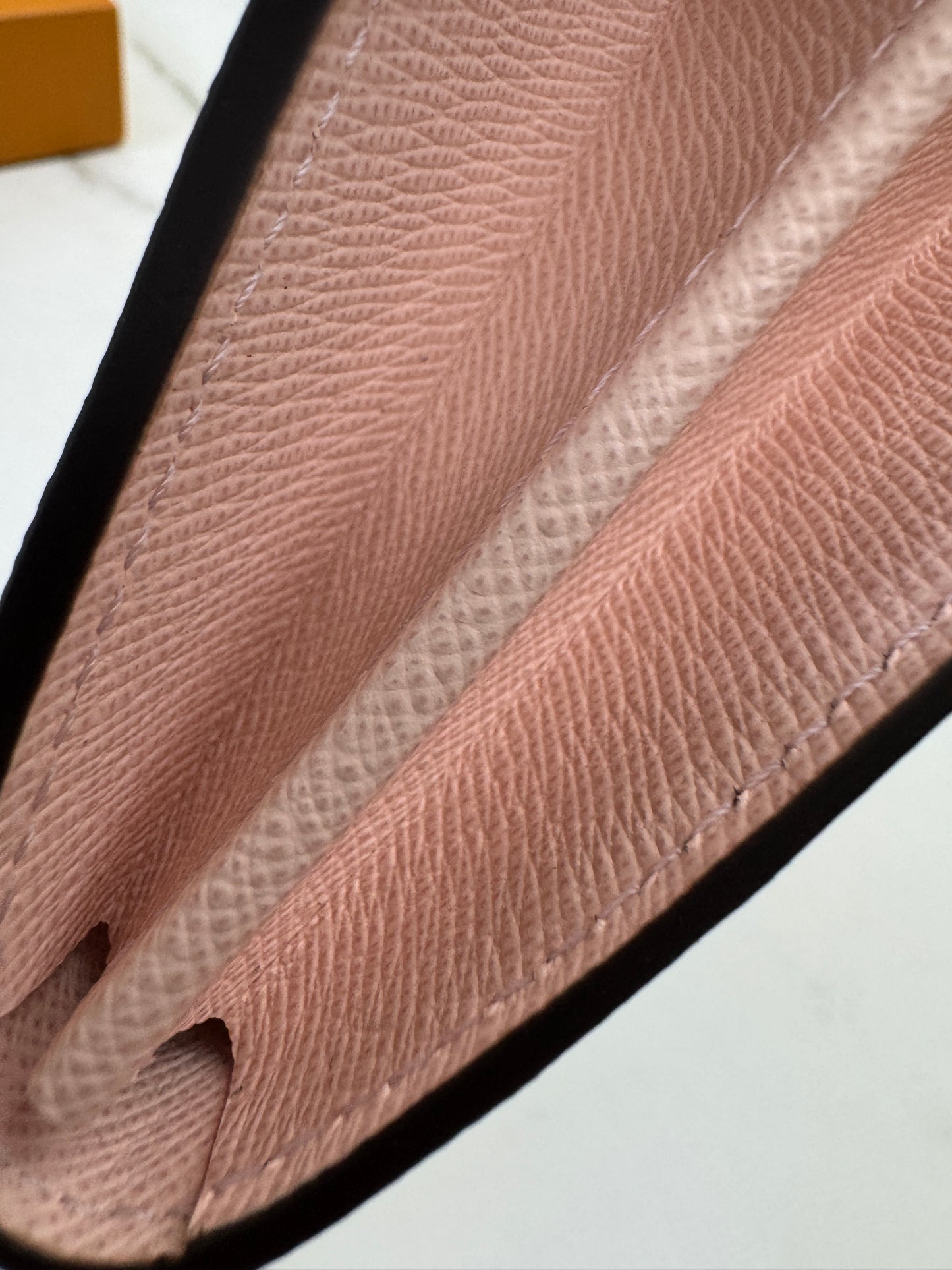 LV Sarah Wallet Rose Ballerine