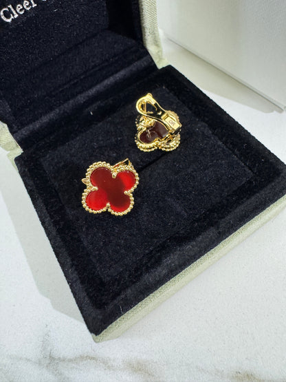 VCA Vintage Alhambra Earrings 紅玉髓
