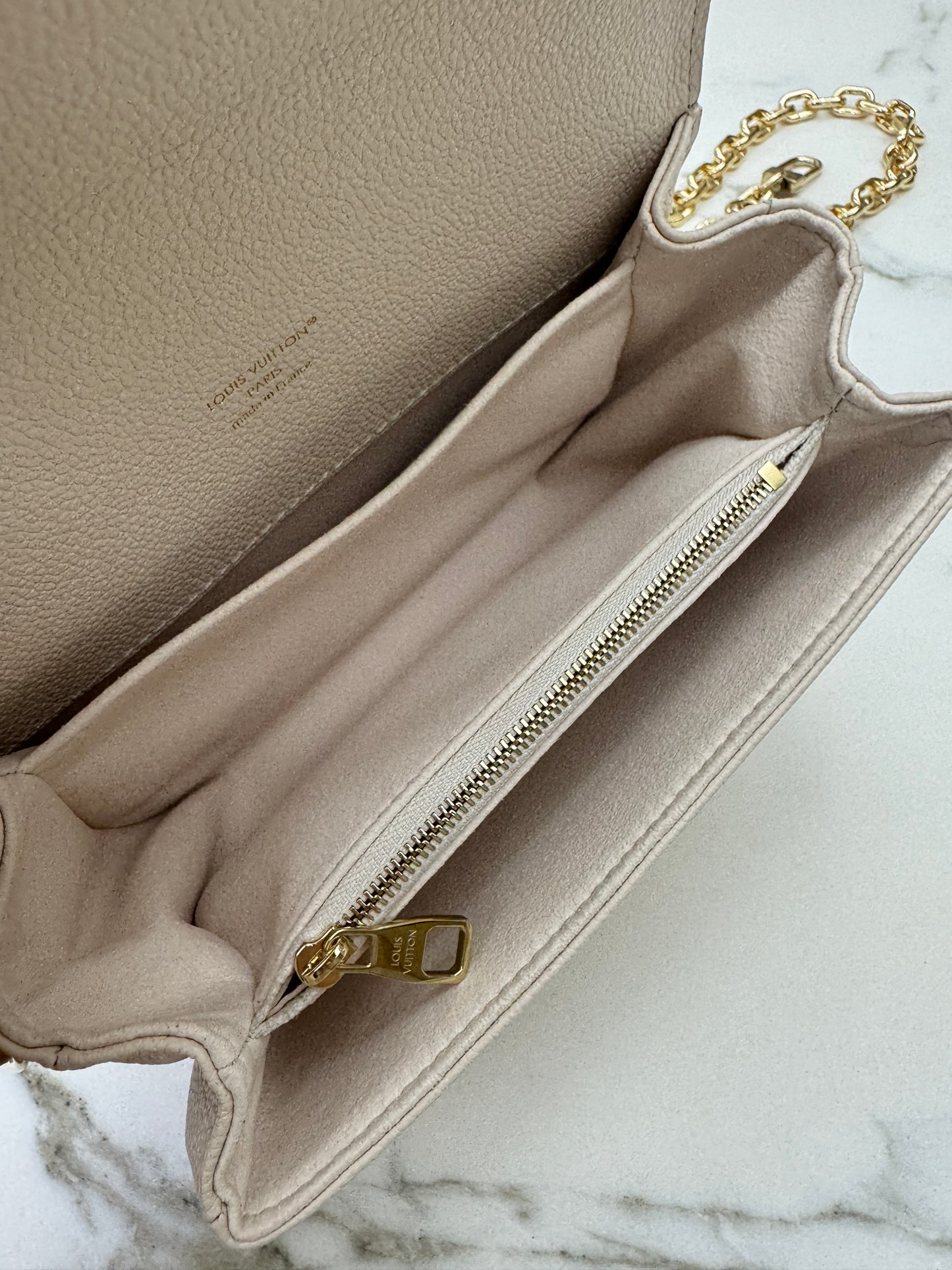 LV Pochette Metis East-West 漸變紫