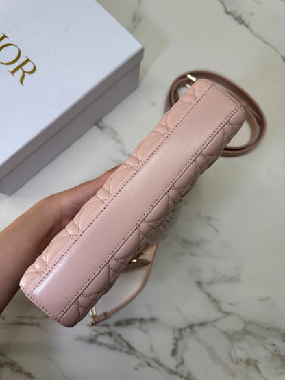 DIOR D-Joy Medium 胭脂粉