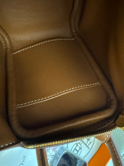 HERMES Mini Lindy 金棕金扣 Gold TC GHD