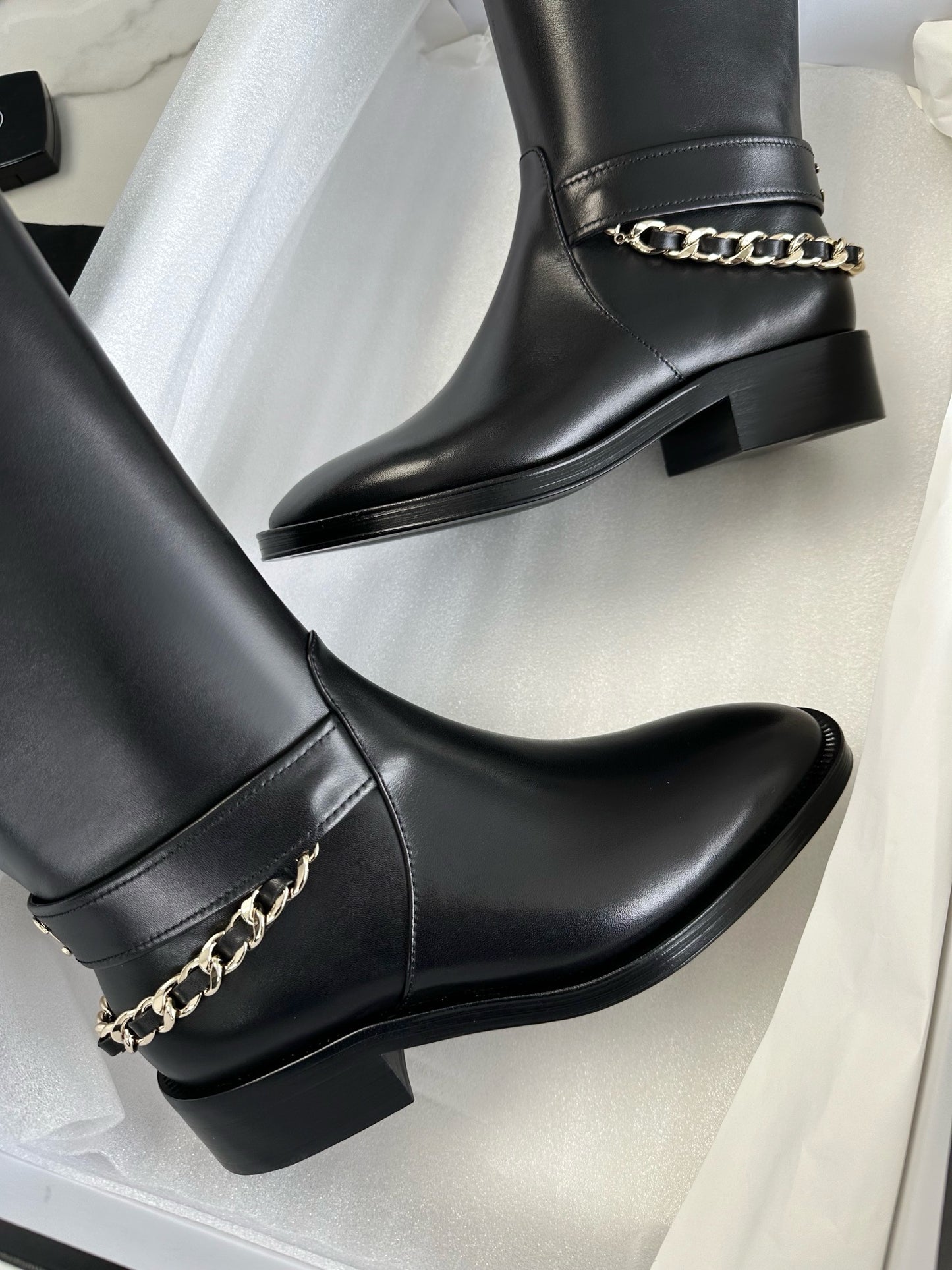 CHANEL 鏈條騎士長靴 23a