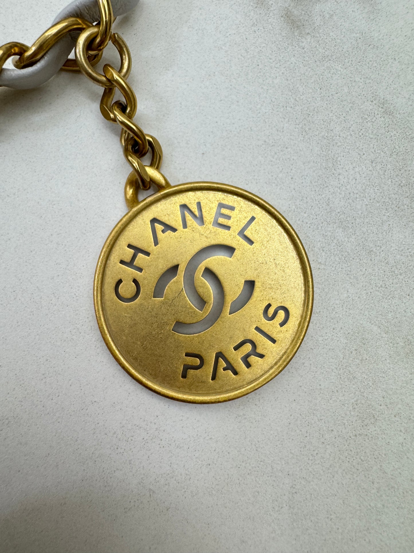 CHANEL 22Bag Small 25S淺灰色