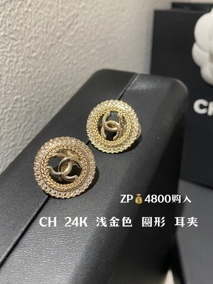 CHANEL 耳夾款