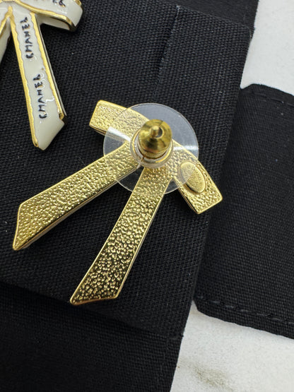 CHANEL 中古蝴蝶結耳環