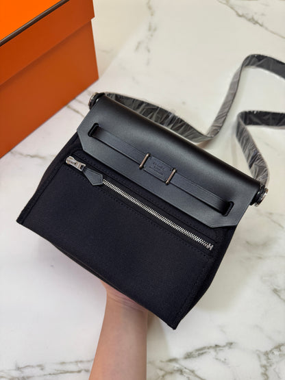 HERMES Mini Herbag 黑銀