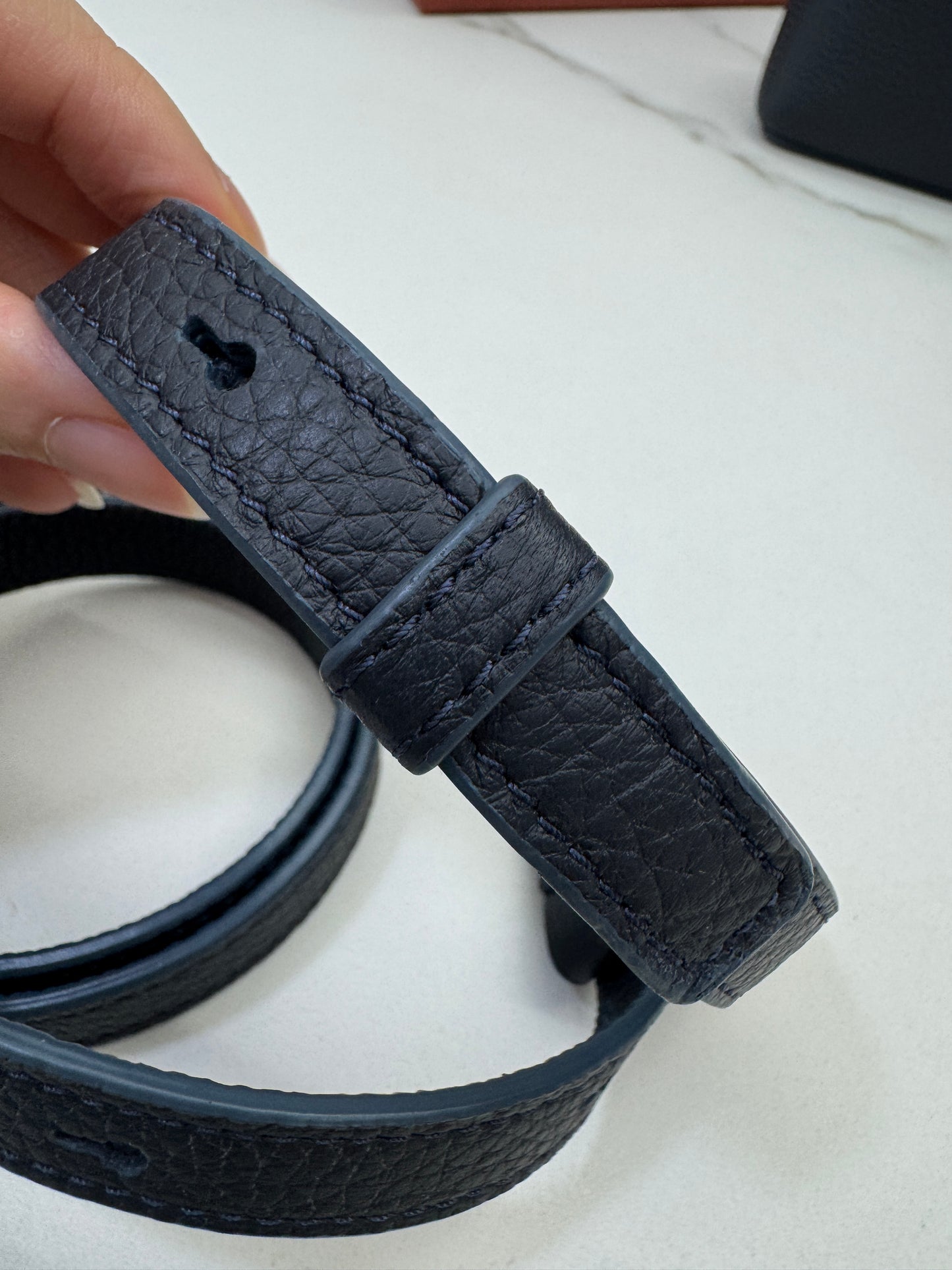 LORO PIANA Extra Pocket 19 海軍藍金扣