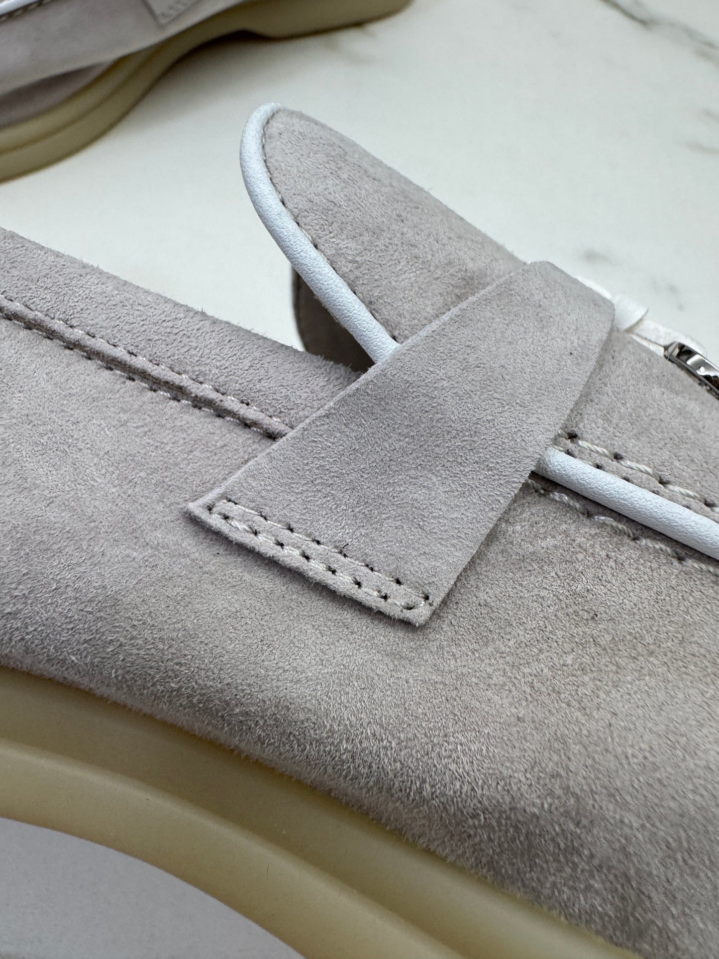 LORO PIANA Summer Walk 珍珠灰滾邊款樂福鞋